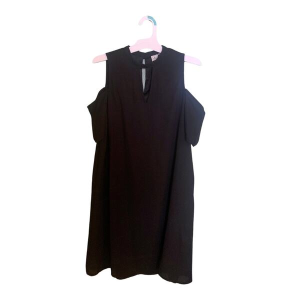 Paper Crane Cutout Cold Shoulder Black Short Sleeve Dress Size Small Mini - Picture 10 of 13